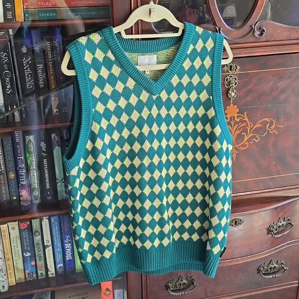 Teddy Fresh Sweater Vest - Picture 2 of 4